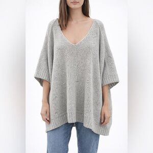 Free People Oversized Gray V-Neck Chunky Knit Sweater - Size M